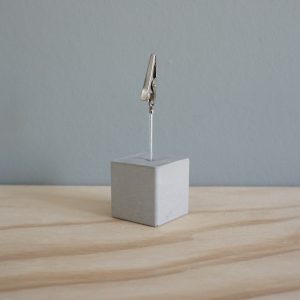 Blokje met knijpertje